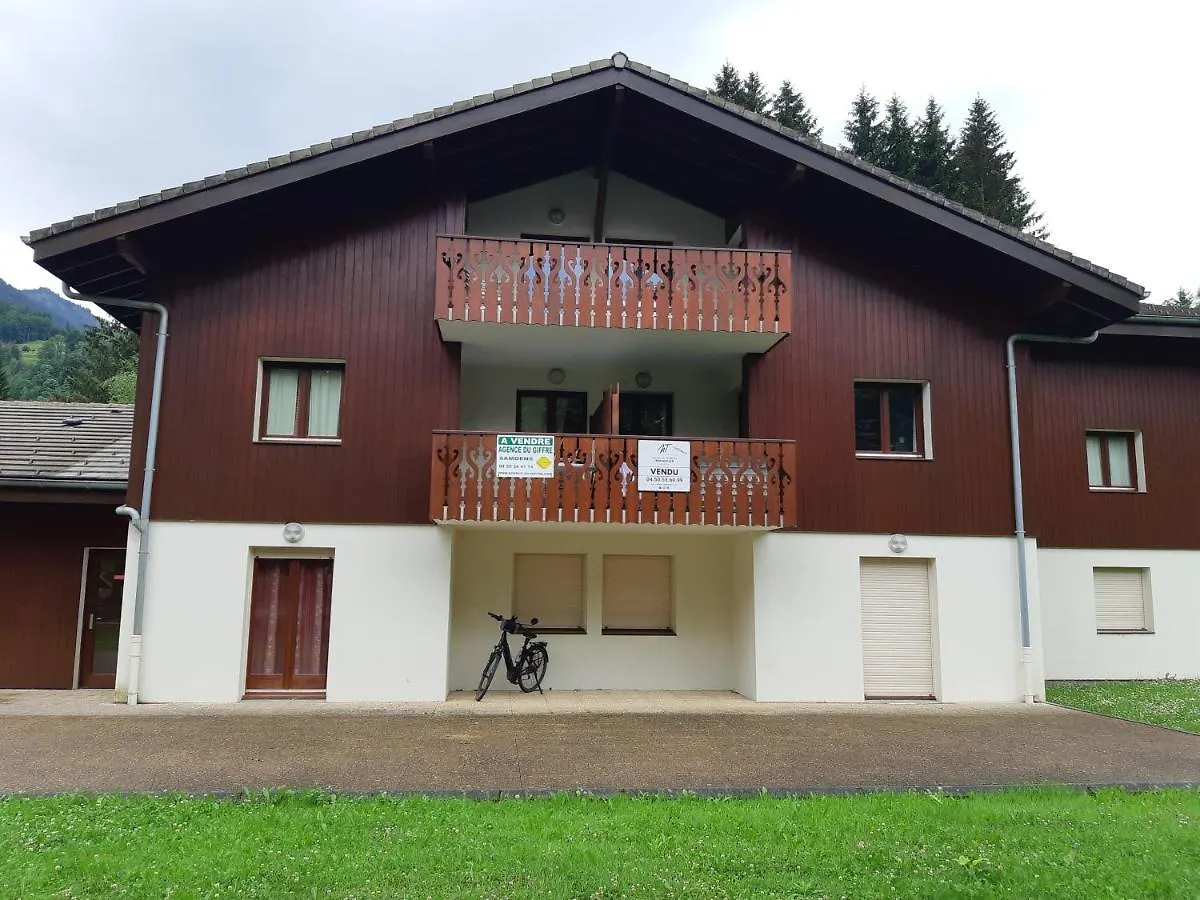 Studio Equipe / Proche Du Centre Samoens Apartment